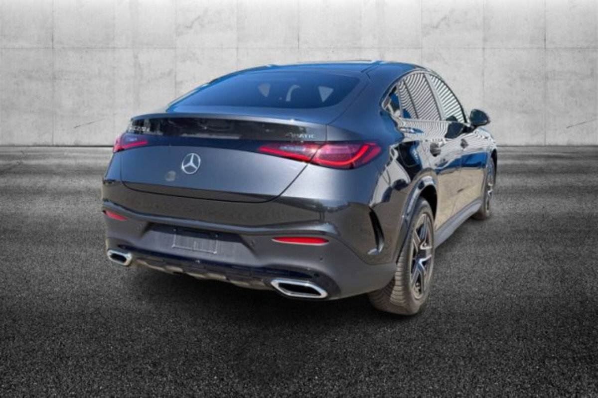 Mercedes-Benz GLC 220 d 4Matic Mild Hybrid AMG Premium Plus (4)