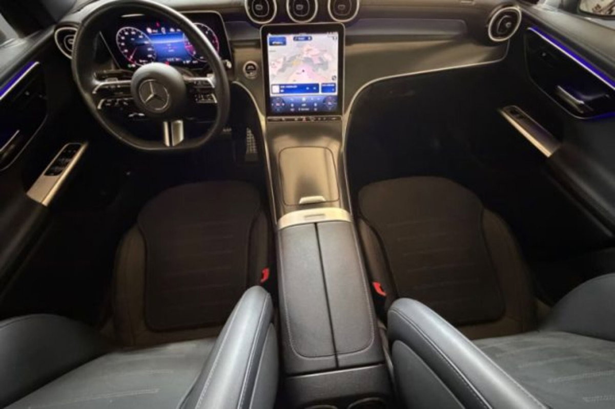 Mercedes-Benz GLC 220 d 4Matic Mild Hybrid AMG Premium Plus (6)