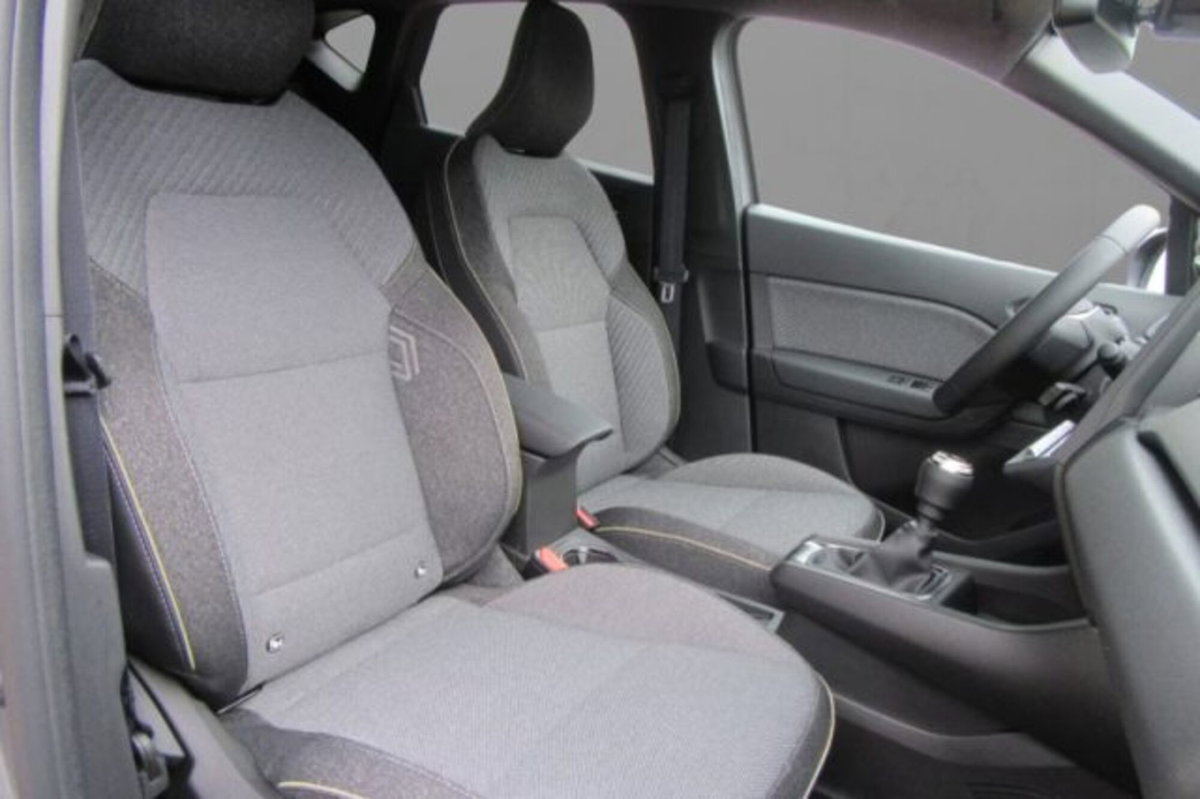 Renault Captur 1.0 eco-g Techno 100cv (7)