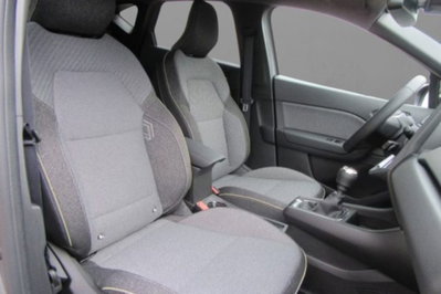 Renault Captur 1.0 eco-g Techno 100cv (7)