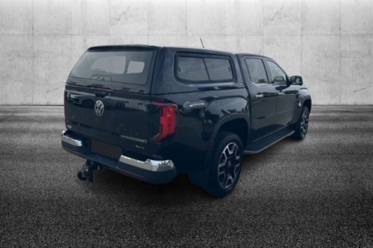 Volkswagen Amarok 3.0 tdi V6 Aventura 4motion auto (2)