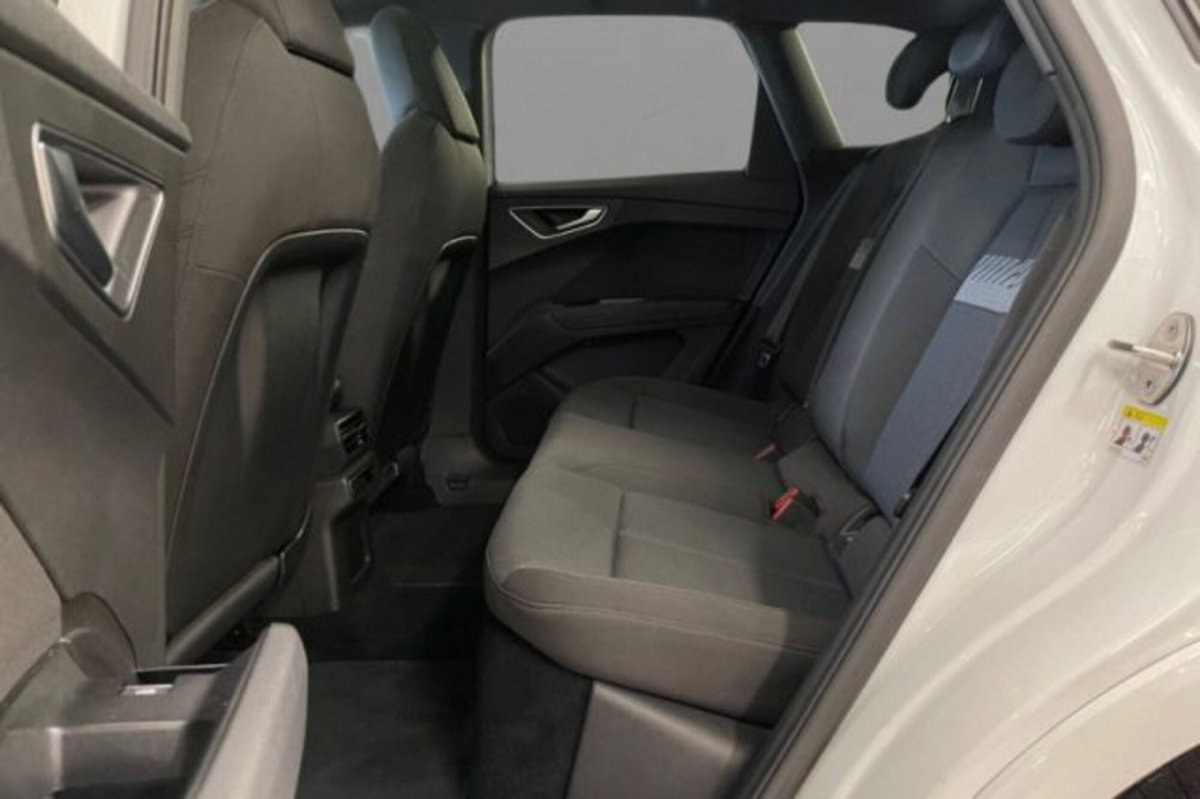 Audi Q4 Q4 40 e-tron S line edition (8)