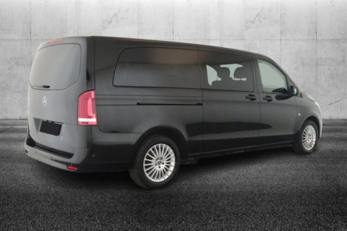 Mercedes-Benz Vito 2.0 124 CDI 4x4 PL Tourer Pro Extra-Long (2)