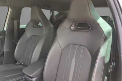 Cupra Leon Leon 2.0 TSI 245 CV DSG VZ Carbon (5)