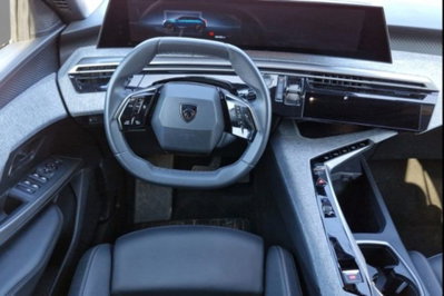 Peugeot 5008 1.2 hybrid Allure 145cv 7p.ti e-dcs6 (4)