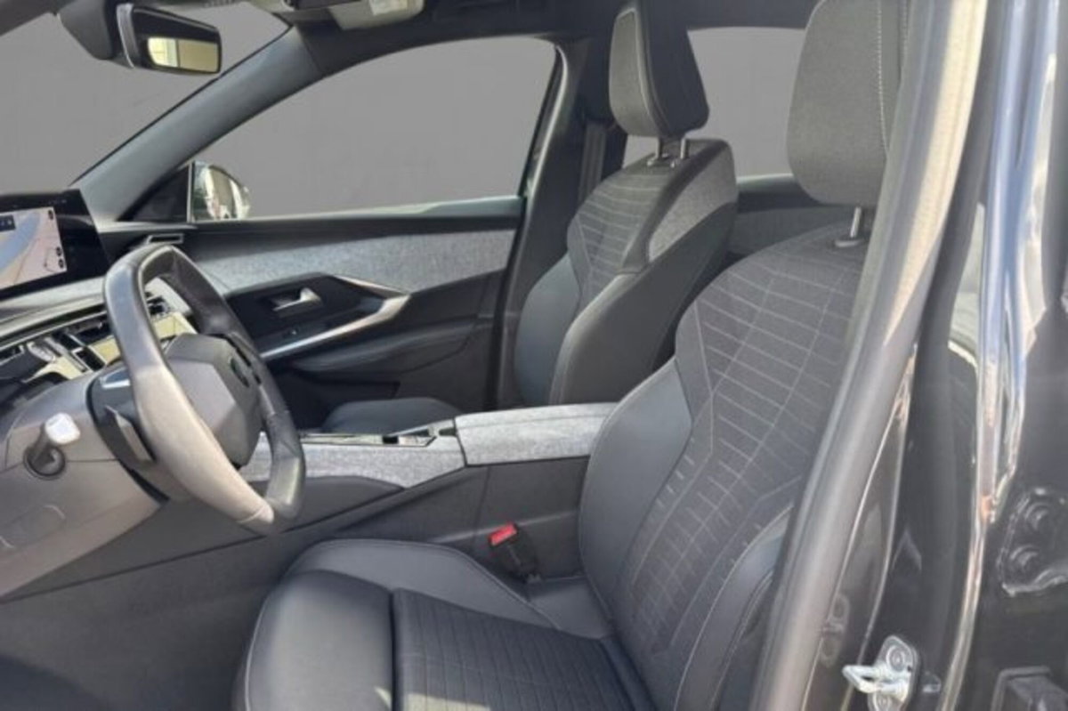 Peugeot 3008 1.2 hybrid Allure Business 145cv e-dcs6 (5)