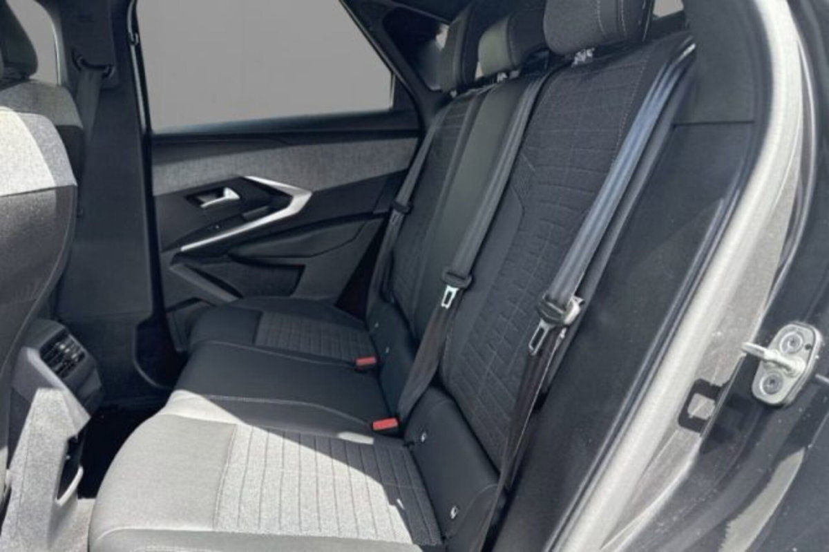 Peugeot 3008 1.2 hybrid Allure Business 145cv e-dcs6 (6)