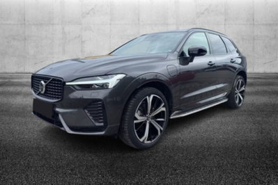 Volvo XC60 T6 Recharge AWD Plug-in Hybrid R-design usata