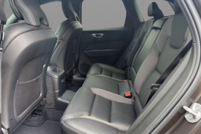 Volvo XC60 T6 Recharge AWD Plug-in Hybrid R-design (7)