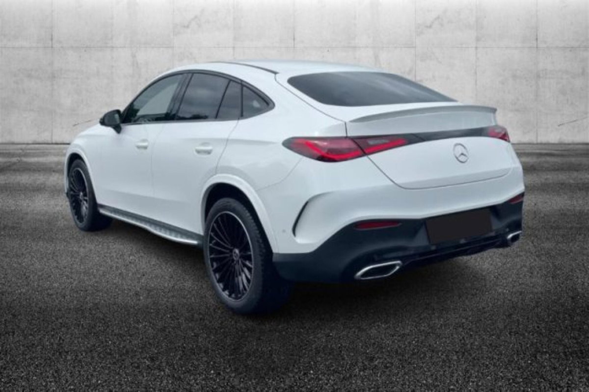Mercedes-Benz GLC 220 d 4Matic Mild Hybrid AMG Premium Plus (4)