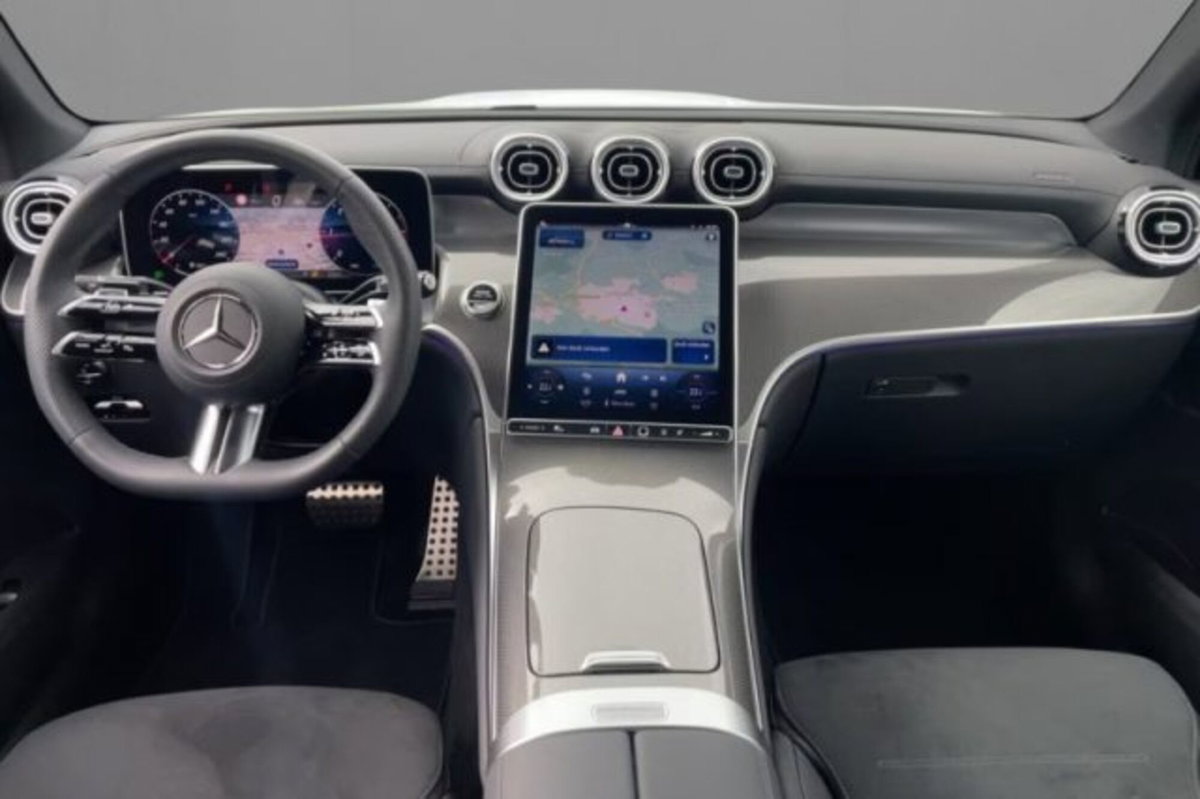 Mercedes-Benz GLC 220 d 4Matic Mild Hybrid AMG Premium Plus (6)