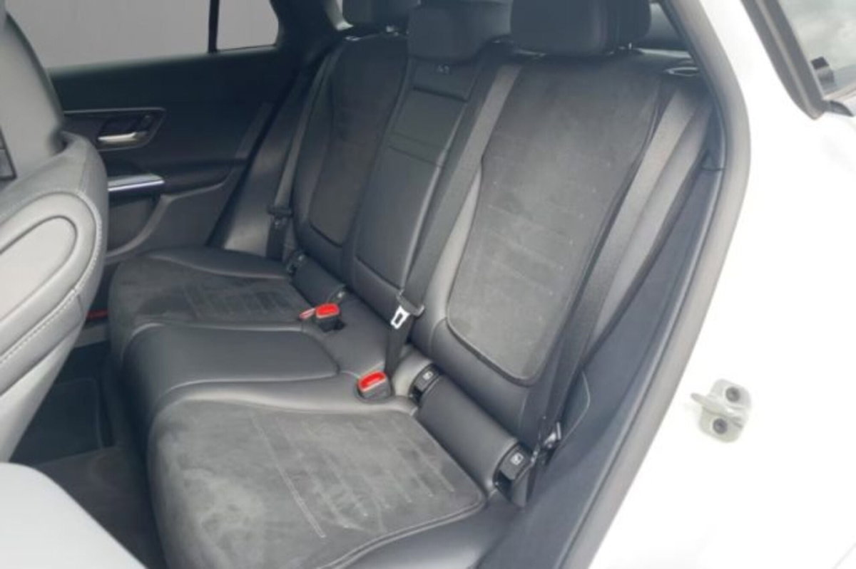 Mercedes-Benz GLC 220 d 4Matic Mild Hybrid AMG Premium Plus (8)