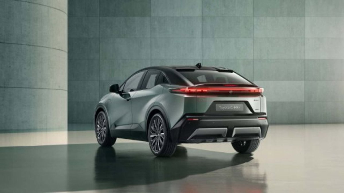Toyota Toyota C-HR 1.8 hev Icon fwd e-cvt (6)