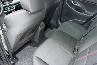 Hyundai i30 Fastback 1.5 T-GDI DCT 48V N-Line (8)