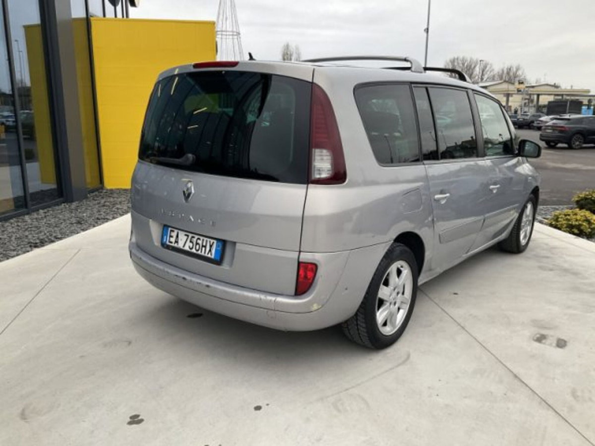 Renault Grand Espace 2.0 dCi 175CV Proactive Initiale (6)