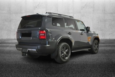 Toyota Land Cruiser 2.8 d-4d Lounge awd auto (4)