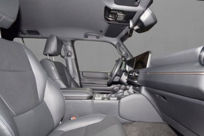 Toyota Land Cruiser 2.8 d-4d Lounge awd auto (5)