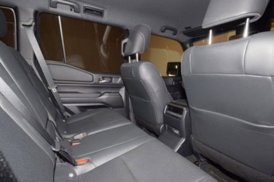 Toyota Land Cruiser 2.8 d-4d Lounge awd auto (6)