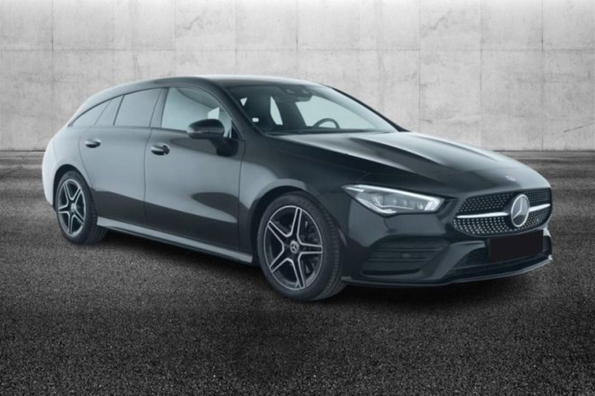 Mercedes-Benz CLA Shooting Brake 220 d Automatic Shooting Brake Premium (2)