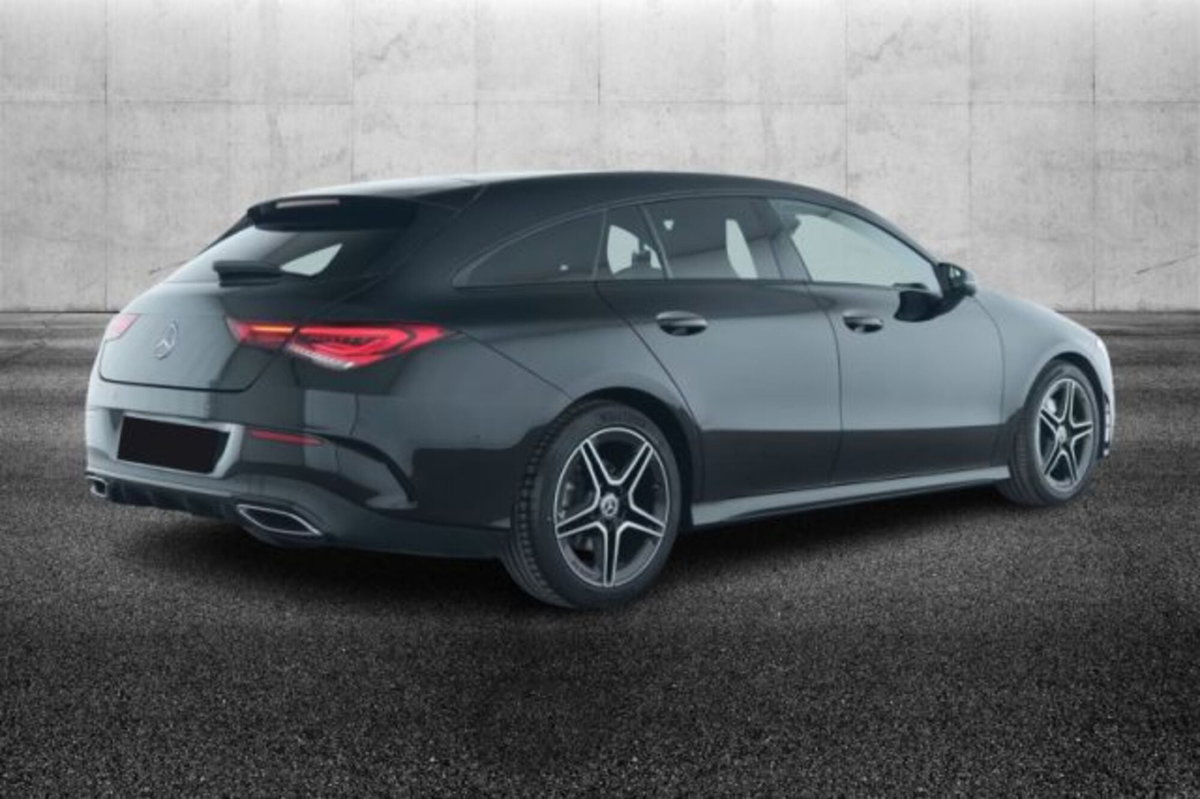 Mercedes-Benz CLA Shooting Brake 220 d Automatic Shooting Brake Premium (3)