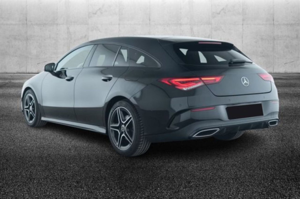Mercedes-Benz CLA Shooting Brake 220 d Automatic Shooting Brake Premium (4)