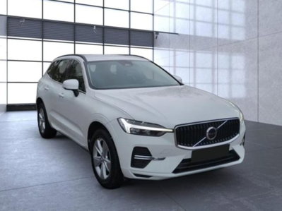 Volvo XC60 B4 (d) AWD Geartronic Momentum Pro (2)