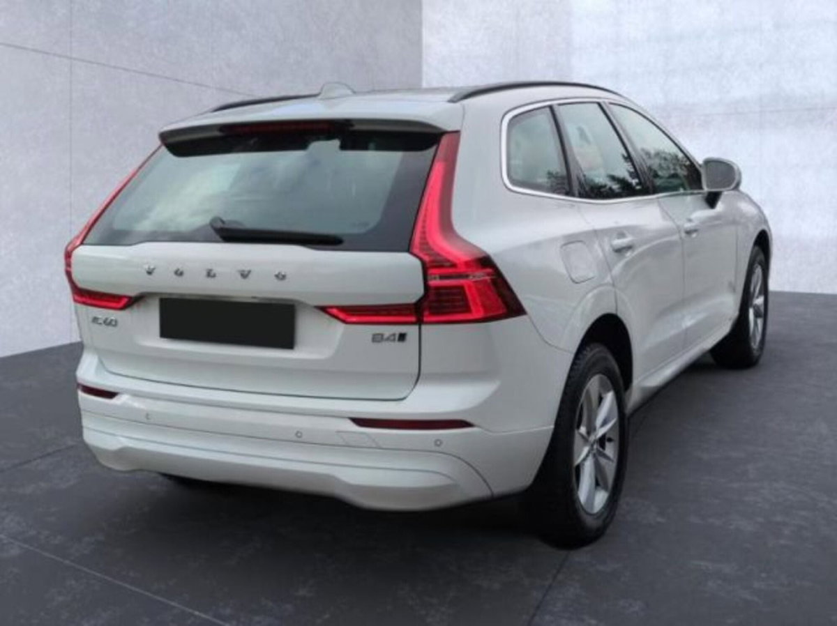 Volvo XC60 B4 (d) AWD Geartronic Momentum Pro (3)