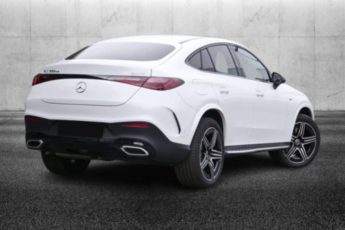 Mercedes-Benz GLC Coupé 220 d AMG Line Premium 4matic auto (2)