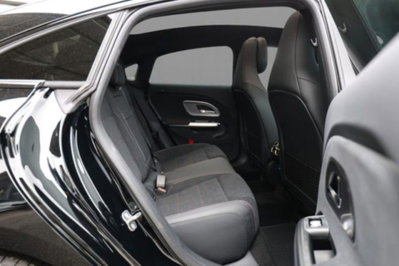 Mercedes-Benz CLA 180 Advanced Plus auto (5)