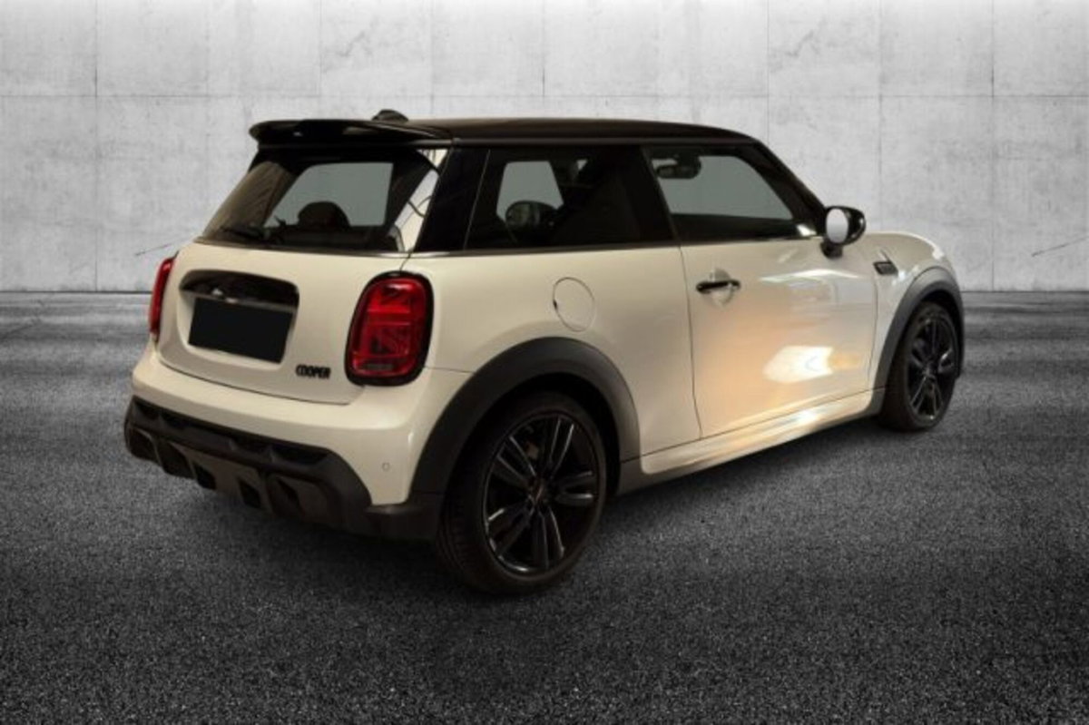 MINI Mini 1.5 Cooper JCW (4)