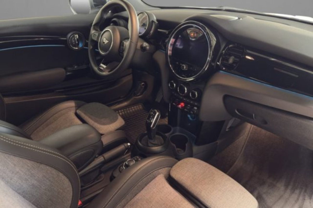MINI Mini 1.5 Cooper JCW (7)