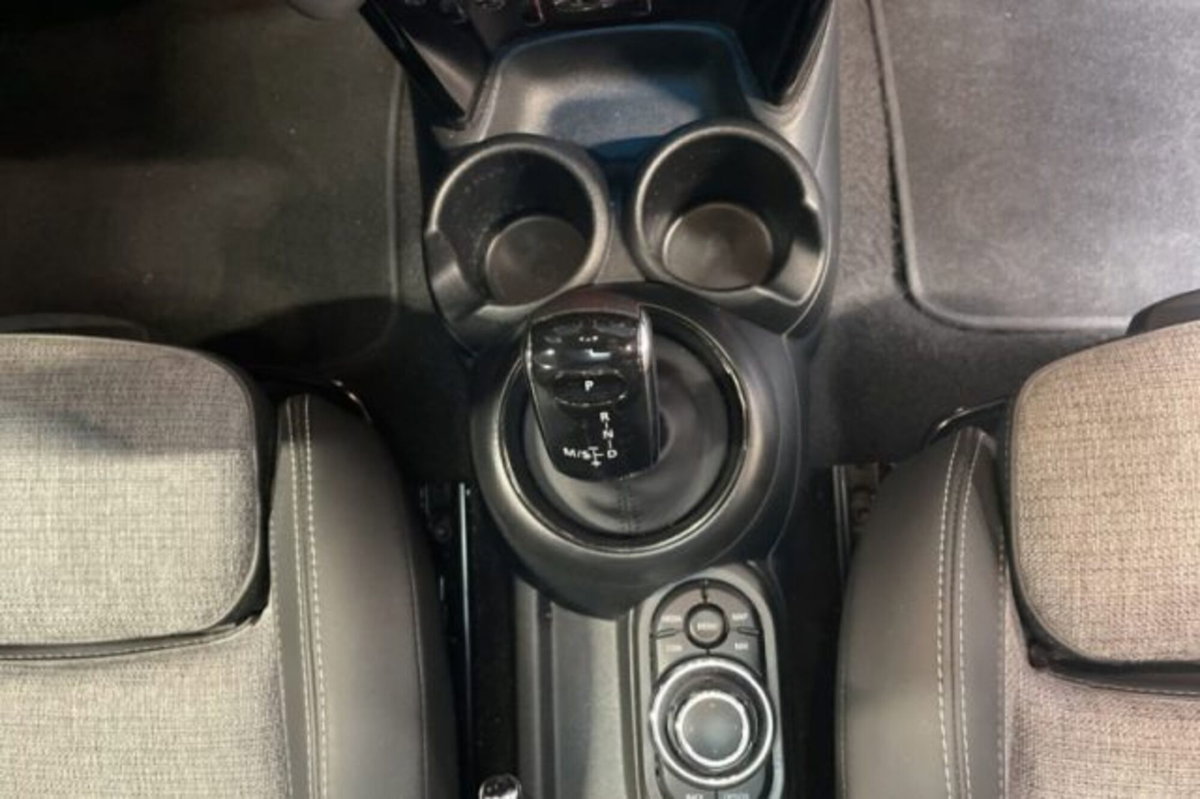 MINI Mini 1.5 Cooper JCW (7)