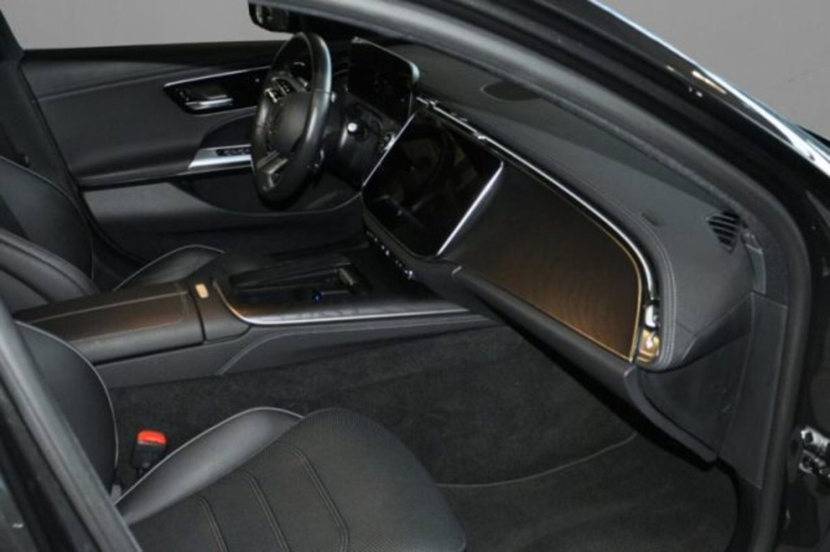 Mercedes-Benz Classe E Station Wagon 220 d AMG Line Advanced auto (6)
