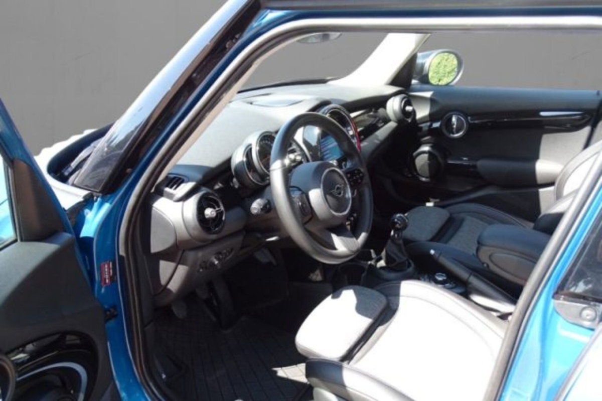 MINI Mini 1.5 Cooper Classic 5 porte (7)