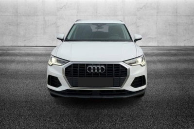 Audi Q3 45 TFSI e S tronic Business (3)