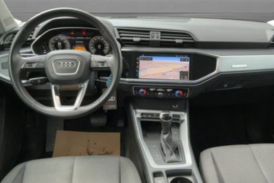Audi Q3 45 TFSI e S tronic Business (4)