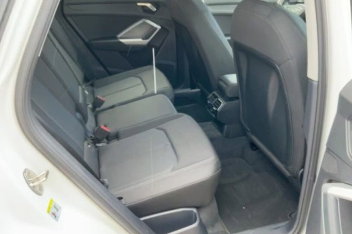 Audi Q3 45 TFSI e S tronic Business (6)