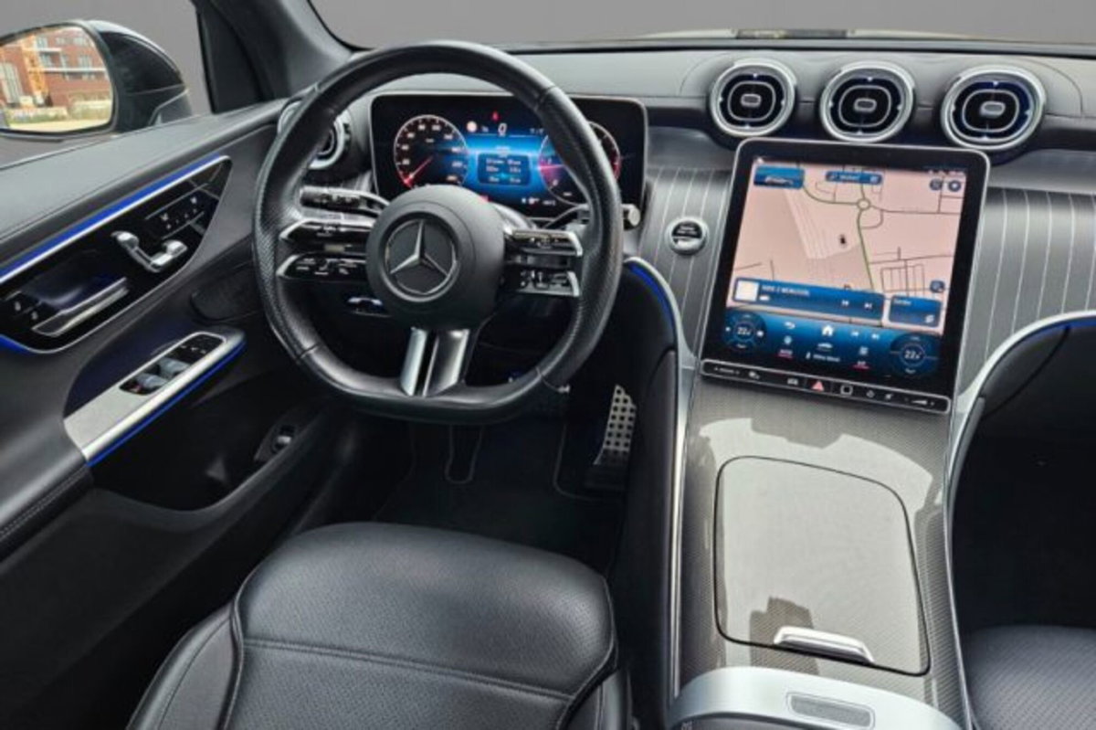 Mercedes-Benz GLC SUV 300 d AMG Line Premium Plus 4matic auto (5)
