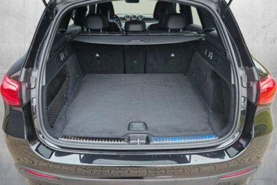 Mercedes-Benz GLC SUV 300 d AMG Line Premium Plus 4matic auto (8)