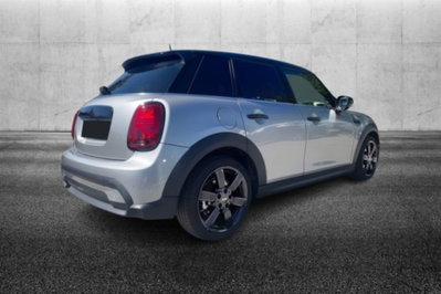 MINI Mini 1.5 Cooper Classic 5 porte (2)