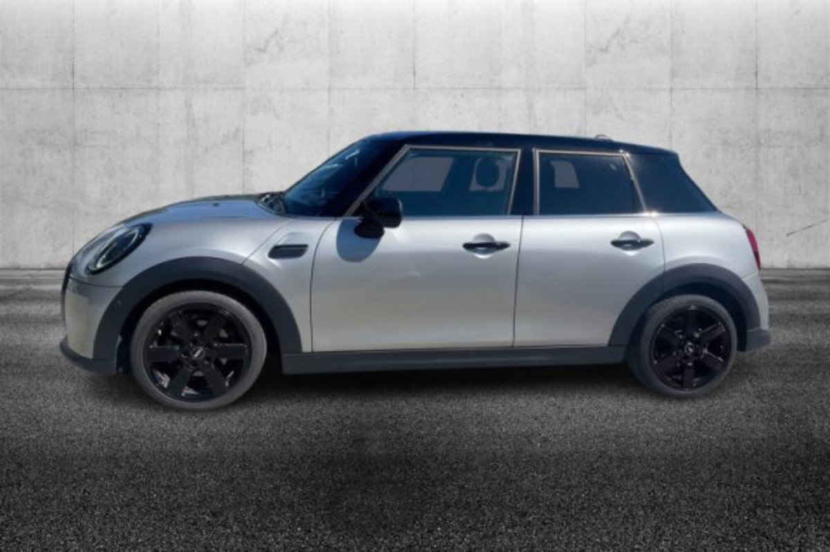 MINI Mini 1.5 Cooper Classic 5 porte (3)