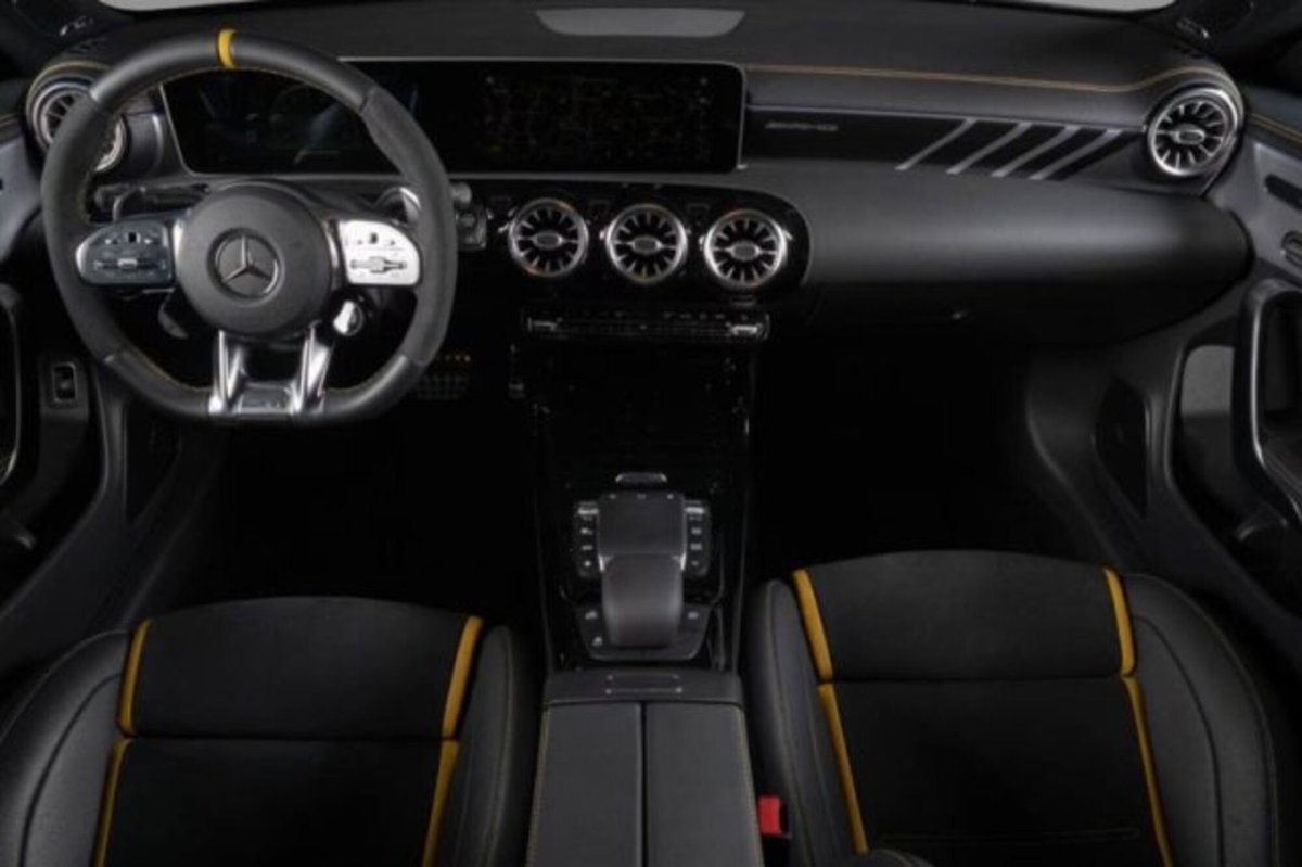 Mercedes-Benz CLA 45 AMG 4Matic (6)