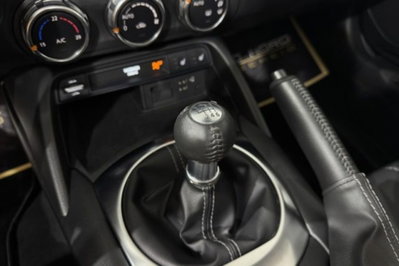 Mazda MX-5 2.0L Skyactiv-G RF Exceed (8)