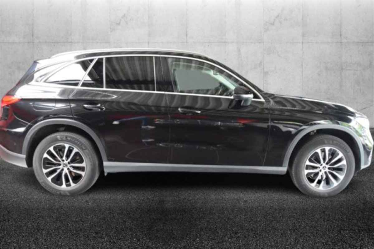 Mercedes-Benz GLC 220 d 4Matic Mild Hybrid AMG Advanced Plus (3)