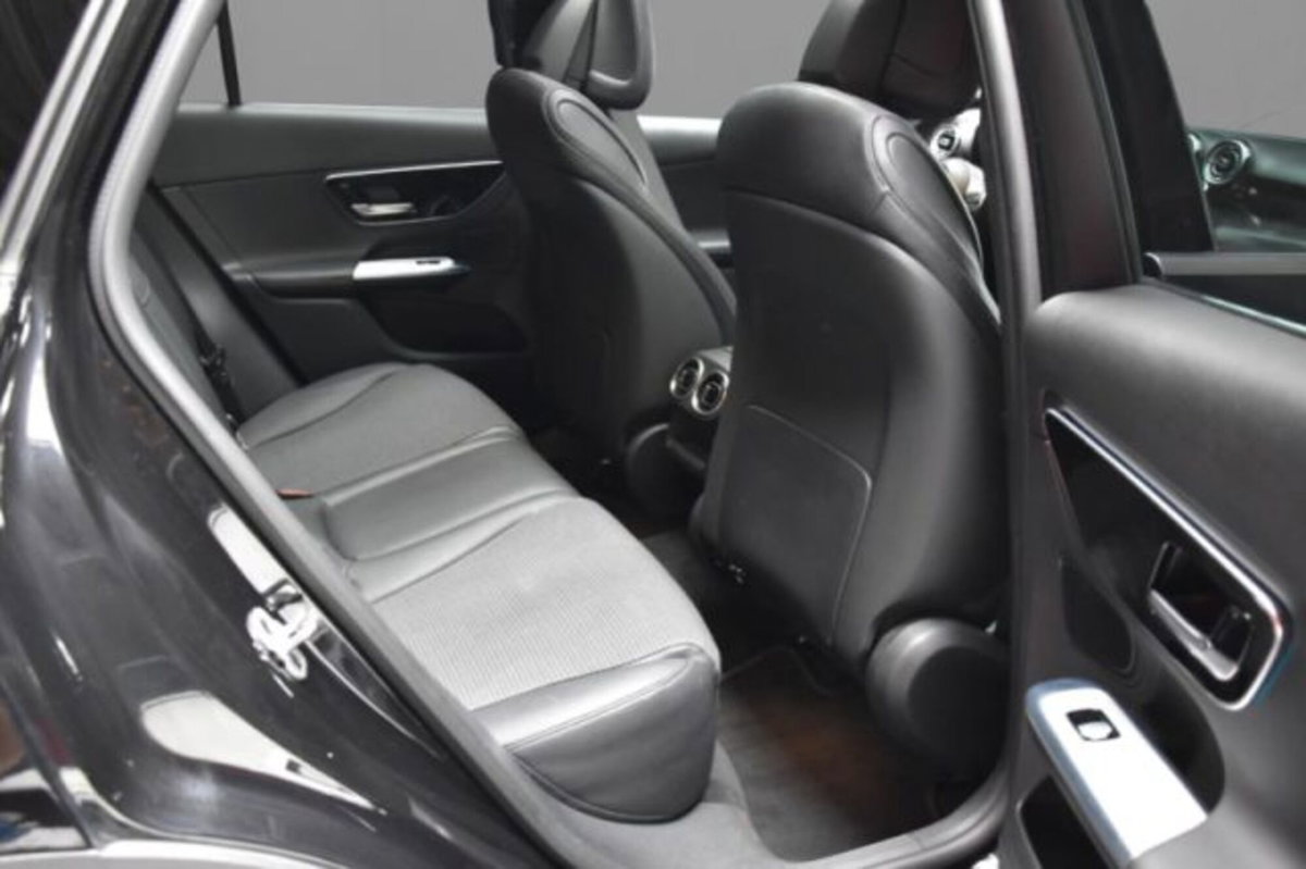 Mercedes-Benz GLC 220 d 4Matic Mild Hybrid AMG Advanced Plus (6)