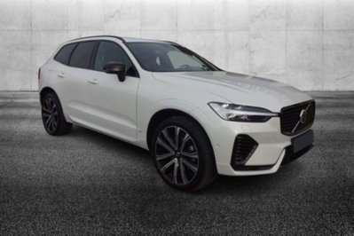 Volvo XC60 T6 Recharge AWD Plug-in Hybrid R-design (2)