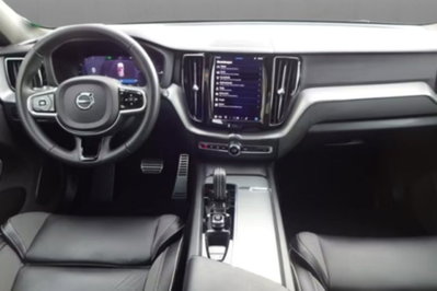 Volvo XC60 T6 Recharge AWD Plug-in Hybrid R-design (6)