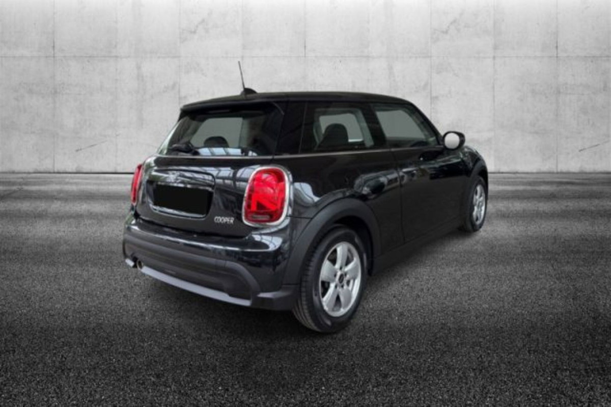 MINI Mini 1.5 Cooper Essential (3)