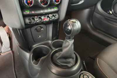 MINI Mini 1.5 Cooper Essential (8)