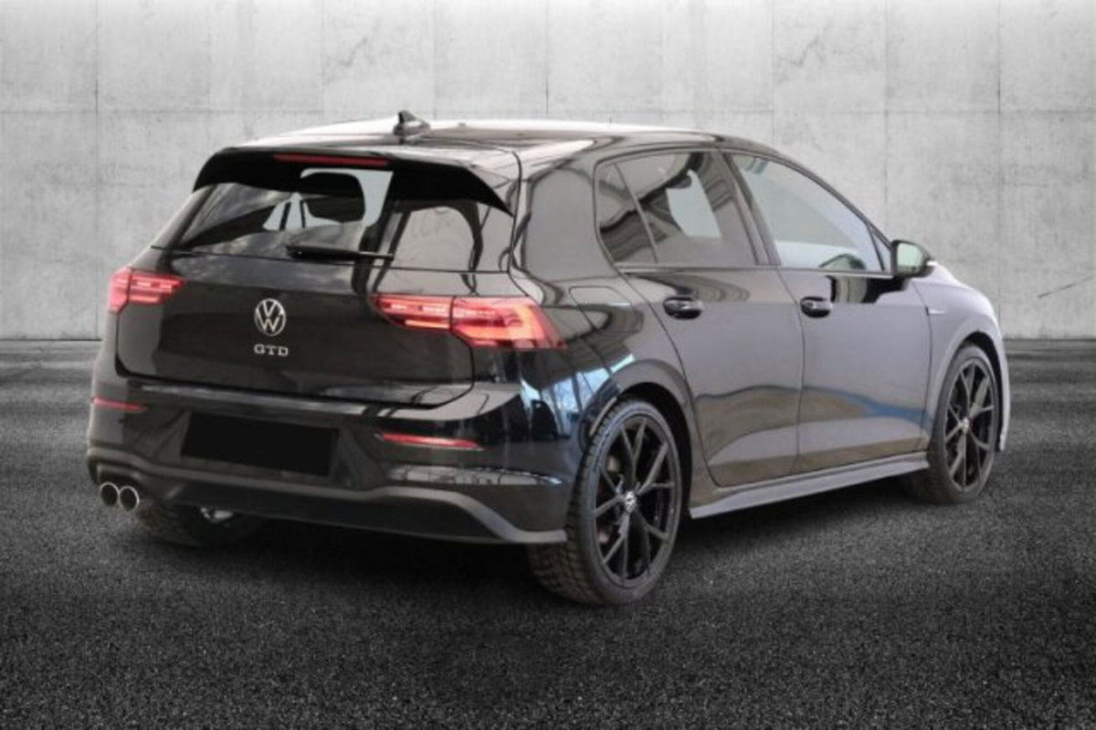 Volkswagen Golf 2.0 TDI GTD DSG (2)